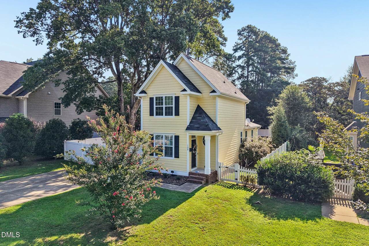 133 Raleigh Street - Photo 1