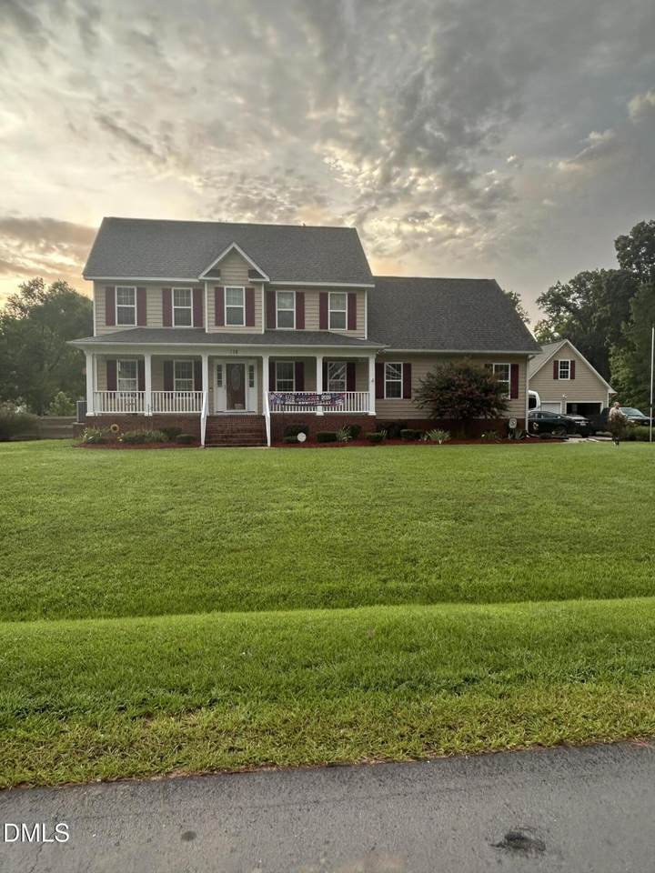 178 Waters Edge Drive - Photo 1