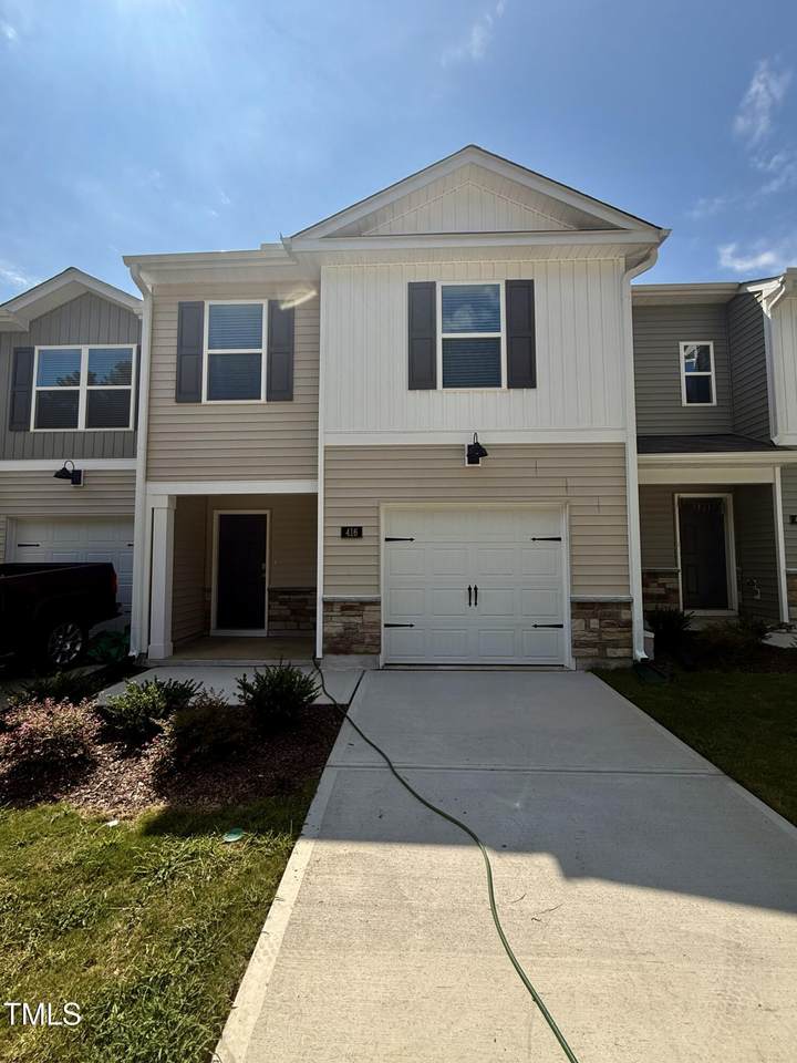 416 Honeycutt Oaks Drive - Photo 1