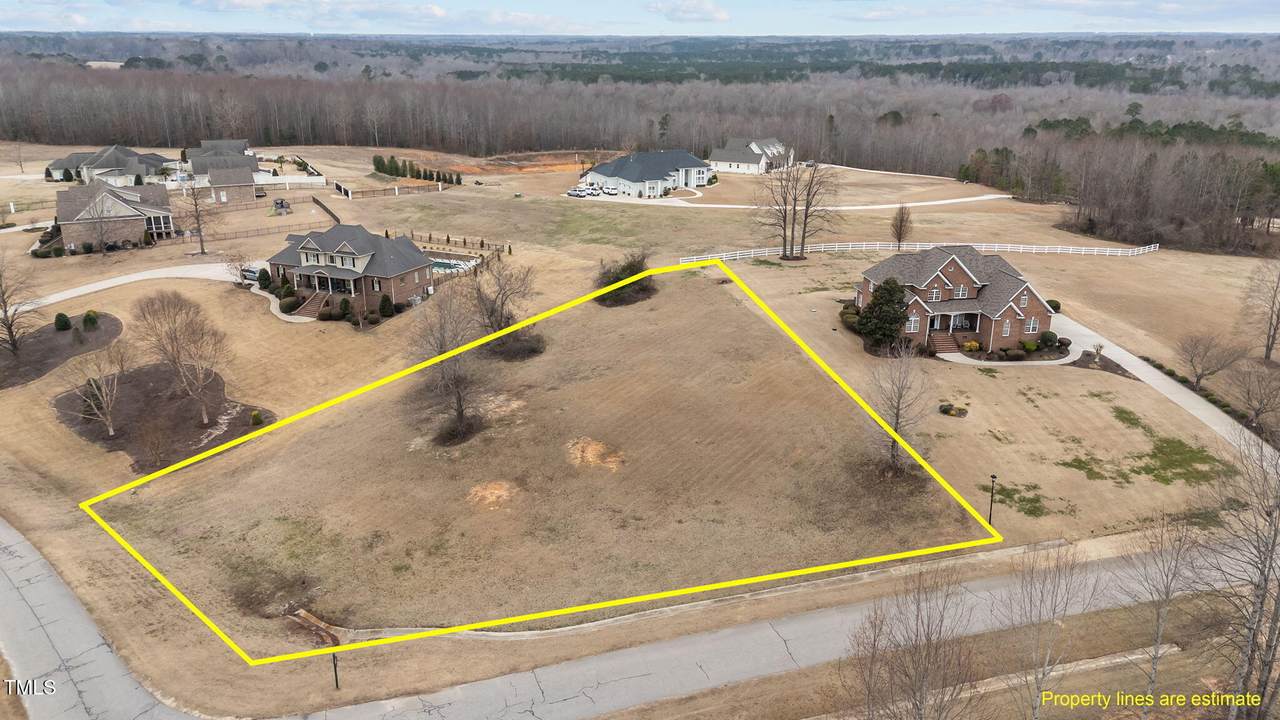 724 Cambridge Drive - Photo 1