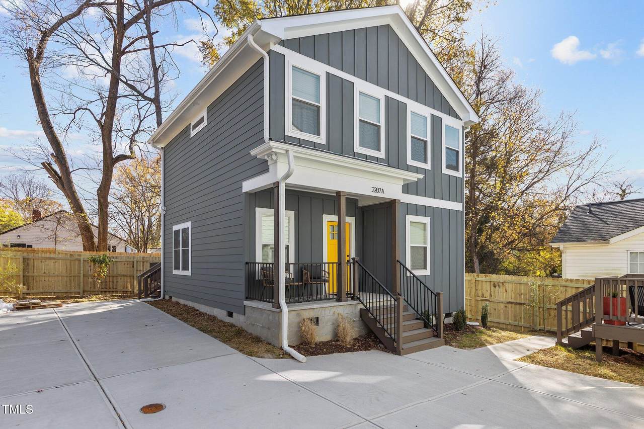 2207 Otis Street - Photo 1