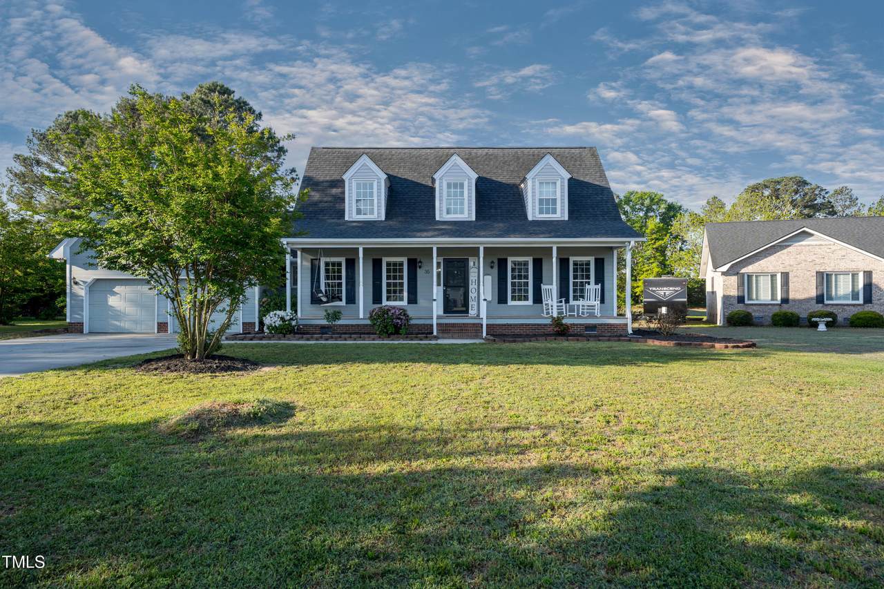 35 Fairway Court - Photo 1