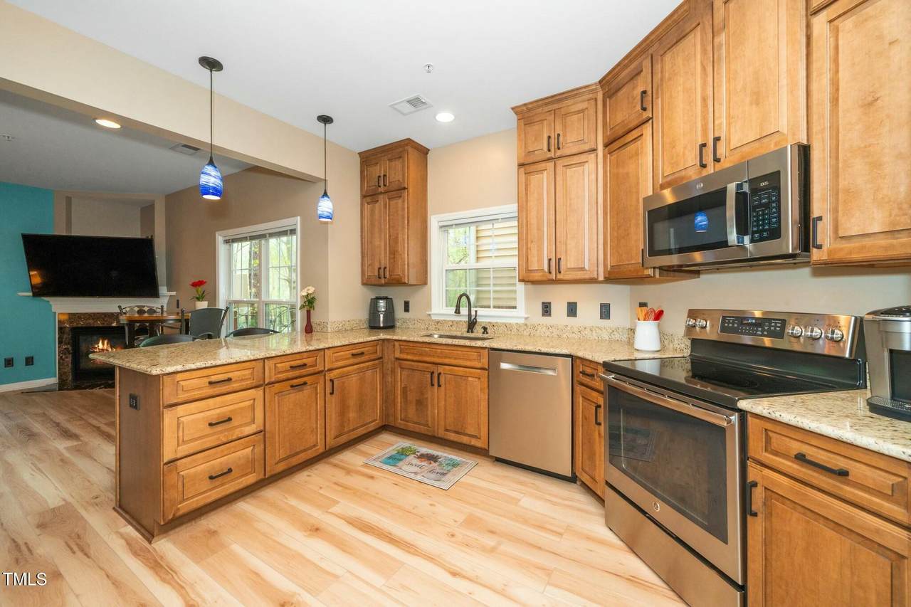 1114 Glenolden Court - Photo 1