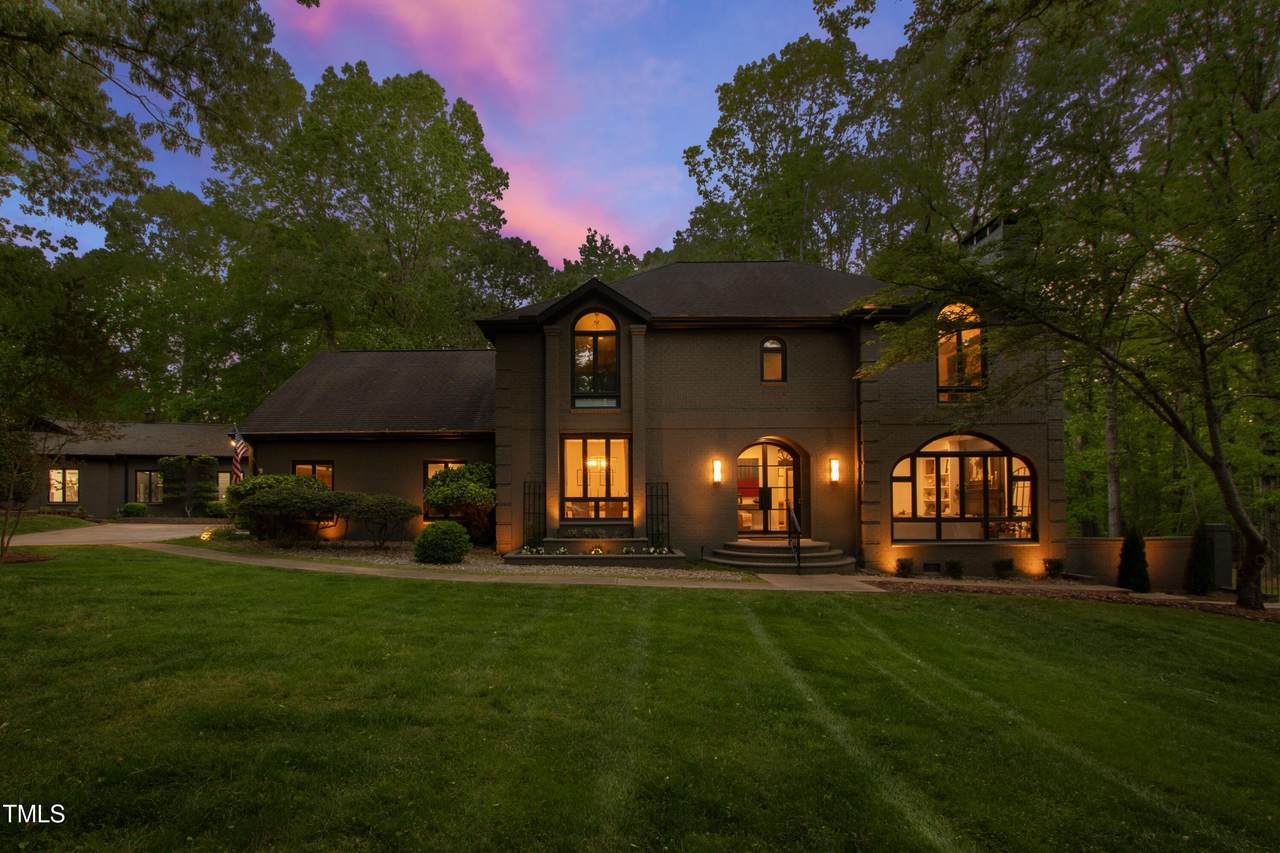 10805 The Olde Place - Photo 1