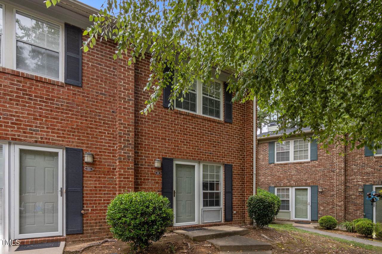 115 Coleridge Court - Photo 1