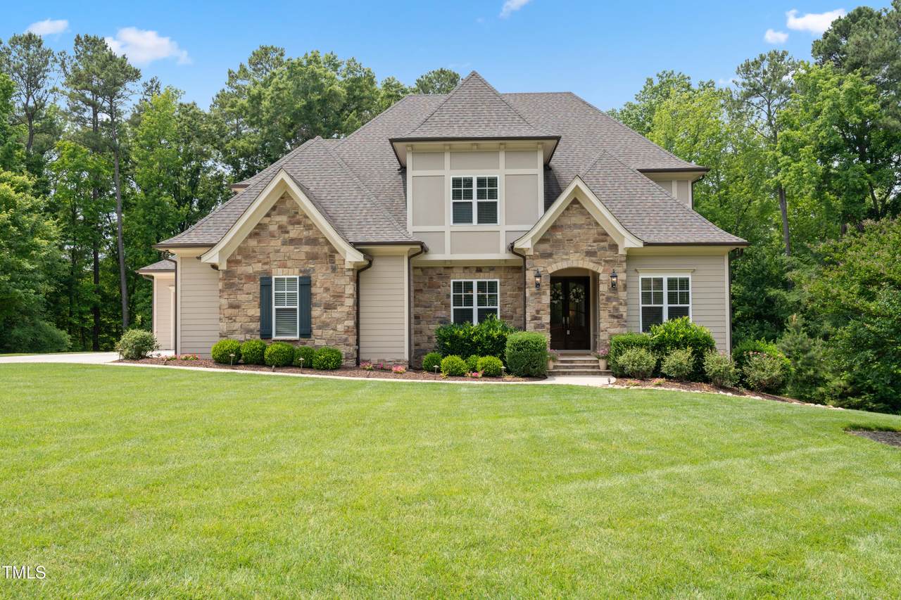 325 Forest Bridge Road - Photo 1