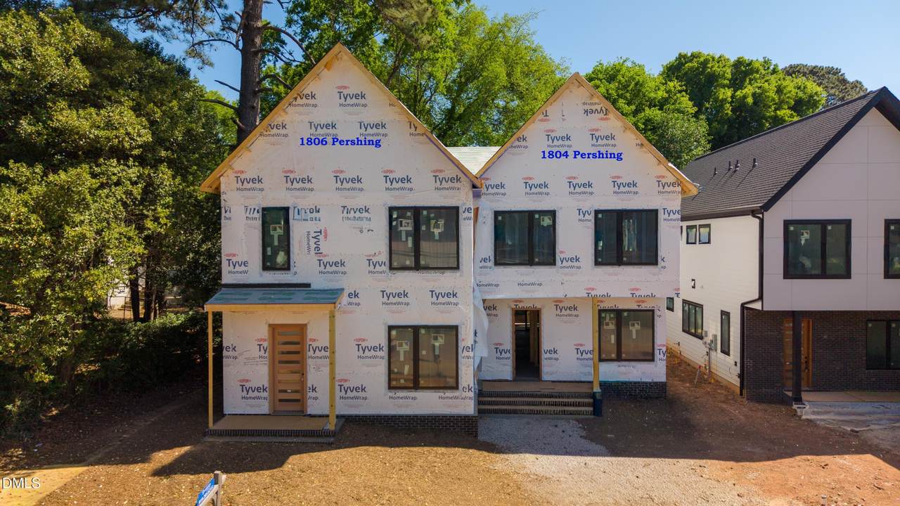 1806 Pershing Road - Photo 1
