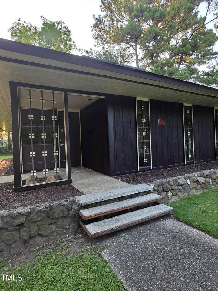 401 James Street - Photo 1