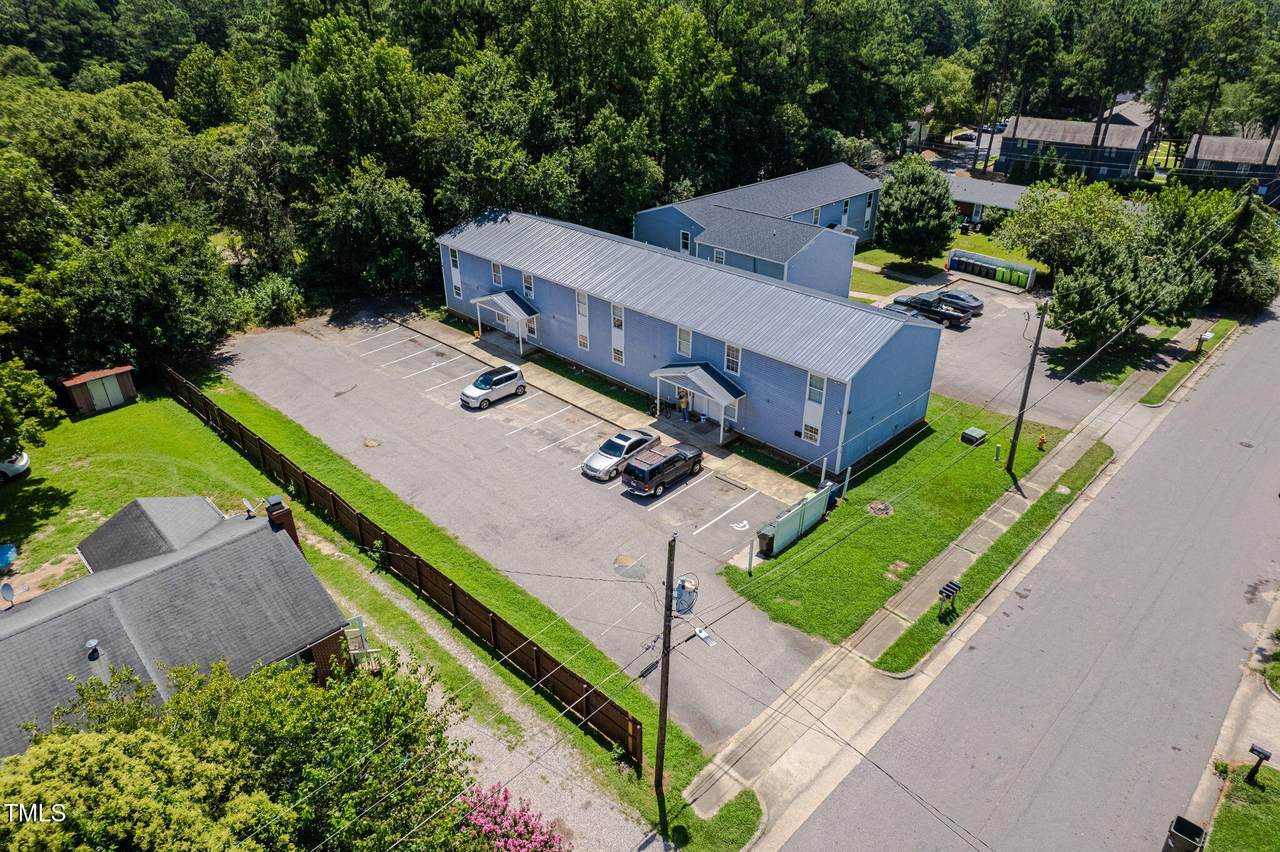 2911 Boone Trail - Photo 1