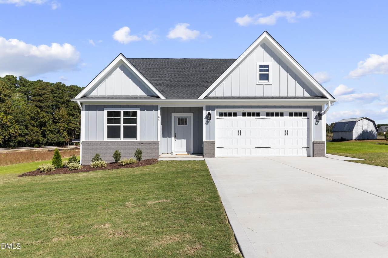54 Croatoke Court - Photo 1