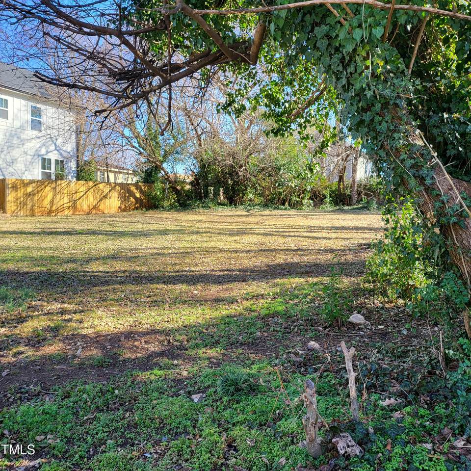 6 Hill Street - Photo 1