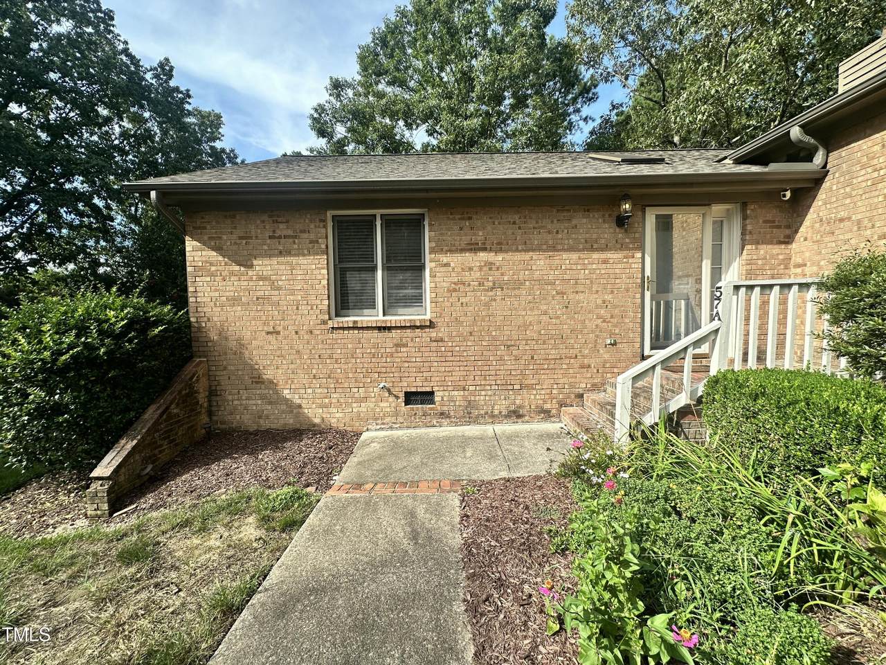 200 Woodcroft Parkway - Photo 1