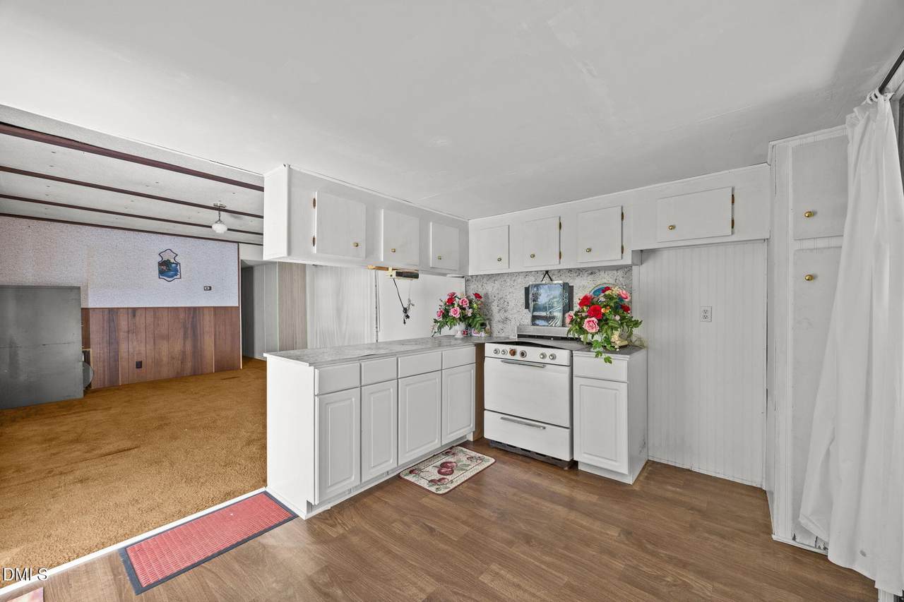 21 Graystone Ridge Road - Photo 1