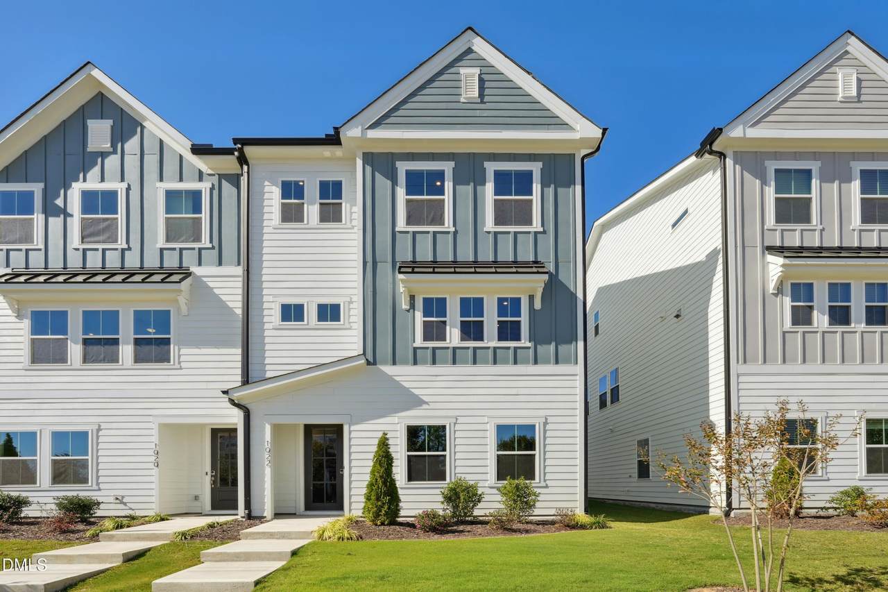 1022 Zelkova Lane - Photo 1