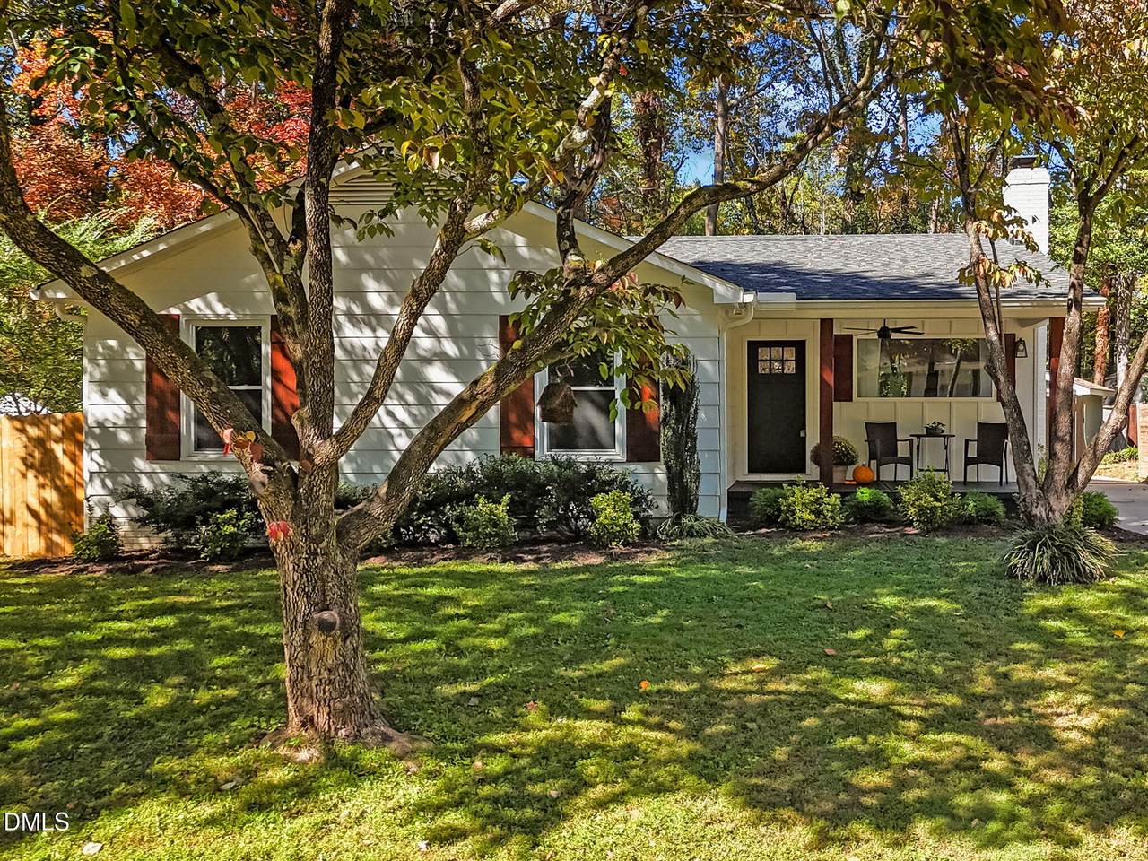 1024 Mockingbird Drive - Photo 1