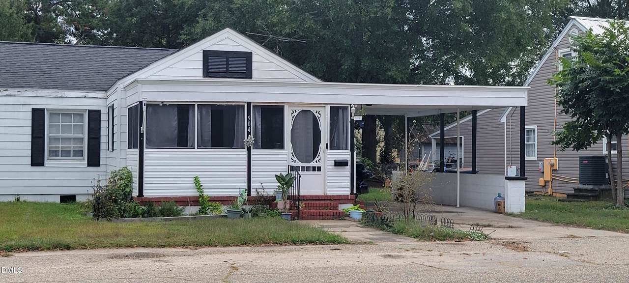 904 Mckay Avenue - Photo 1
