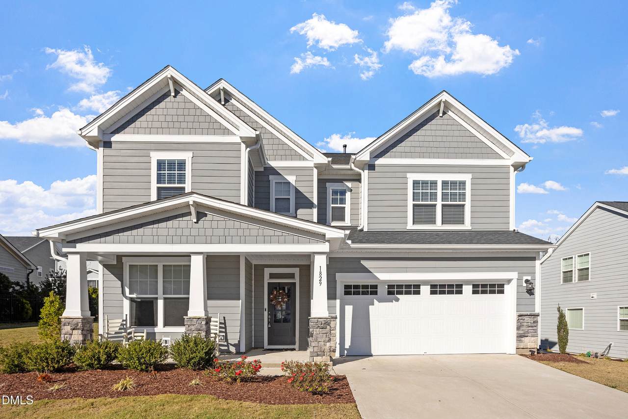 1829 Knights Crest Way - Photo 1