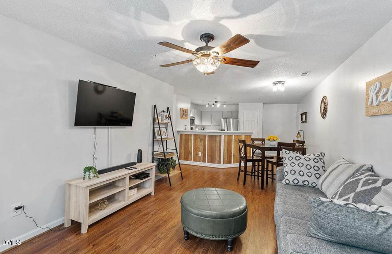 129 Sturbridge Drive - Photo 1