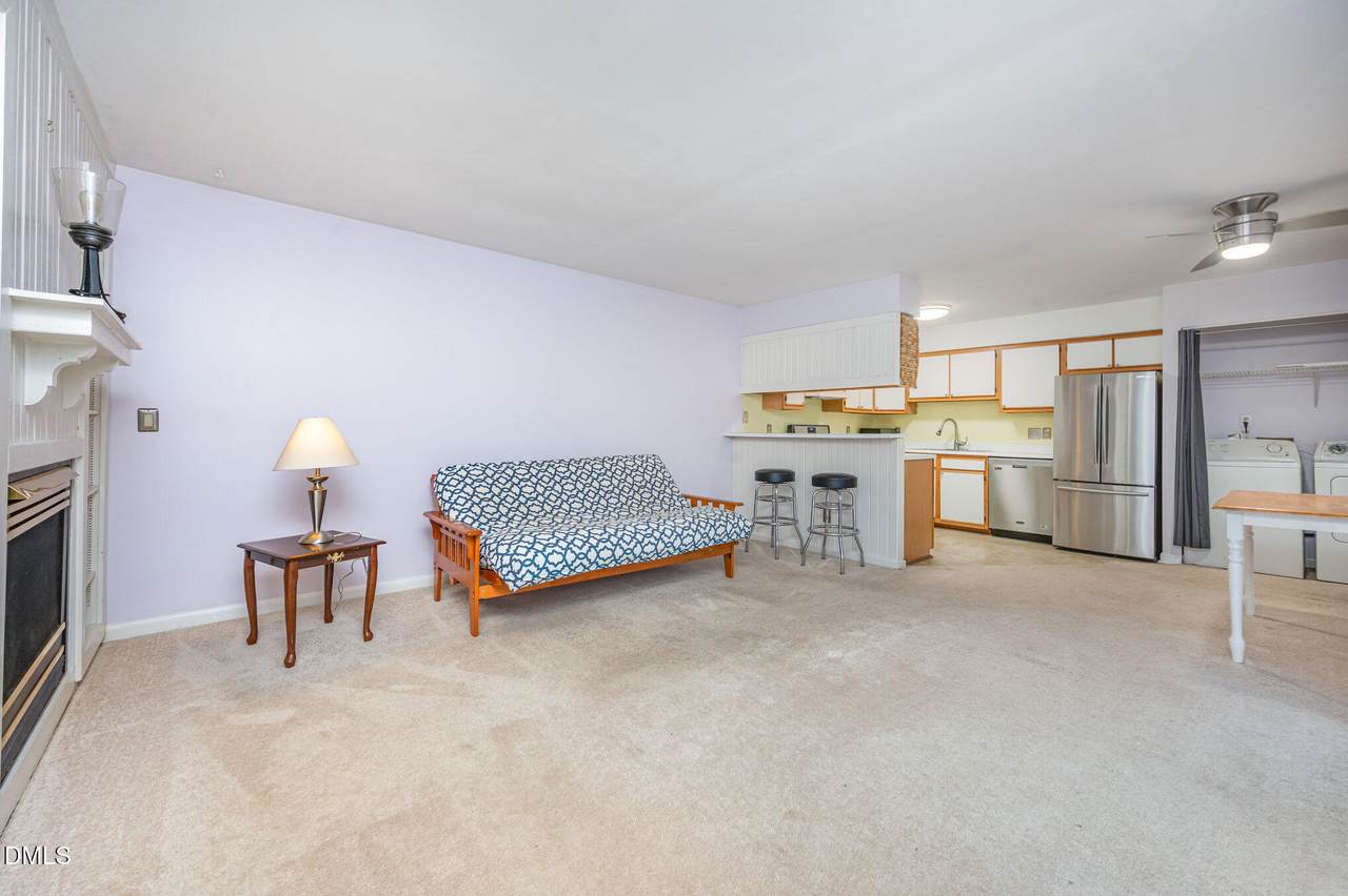 380 Summerwalk Circle - Photo 1
