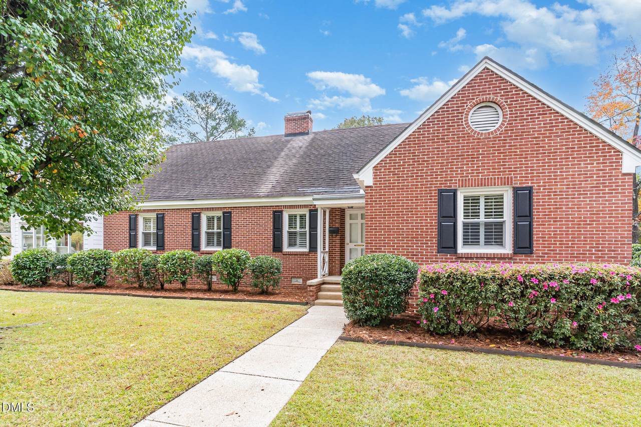 113 Riverside Drive - Photo 1