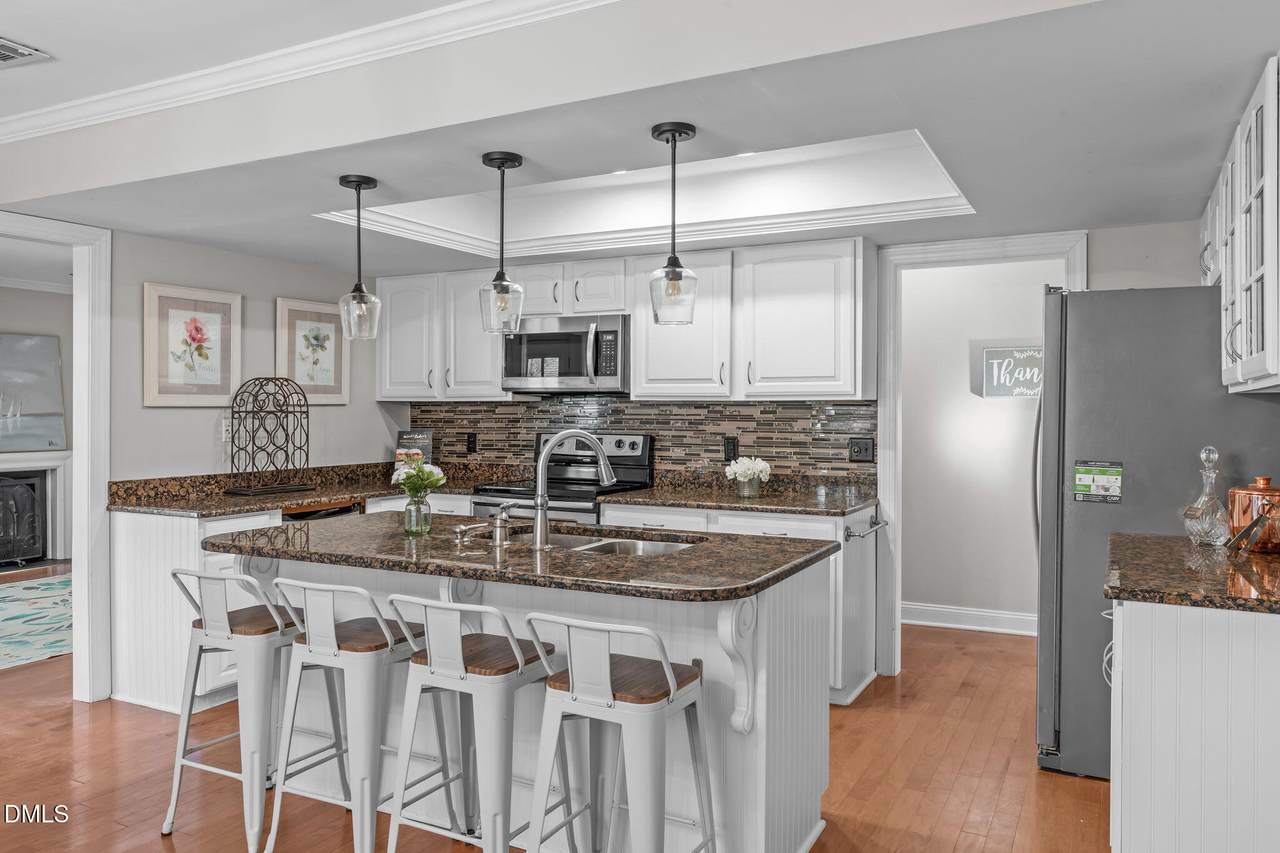 106 Wimbledon Court - Photo 1