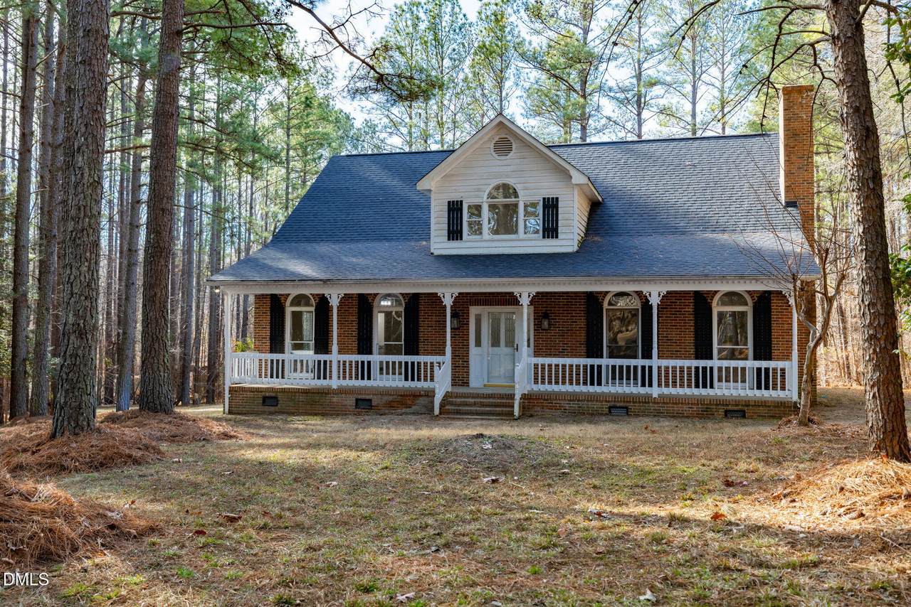 892 Franklin Lane - Photo 1