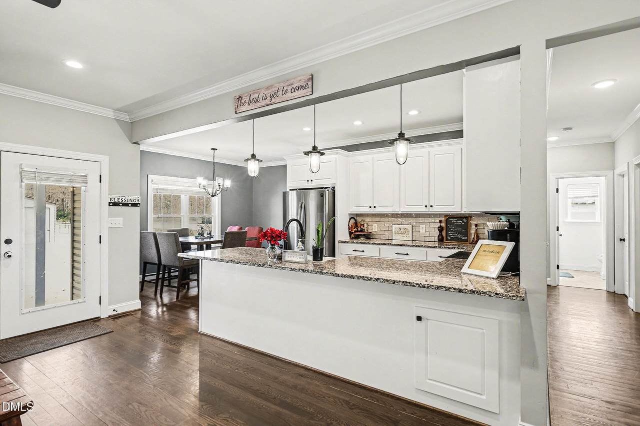 5117 Joe Ellen Road - Photo 1