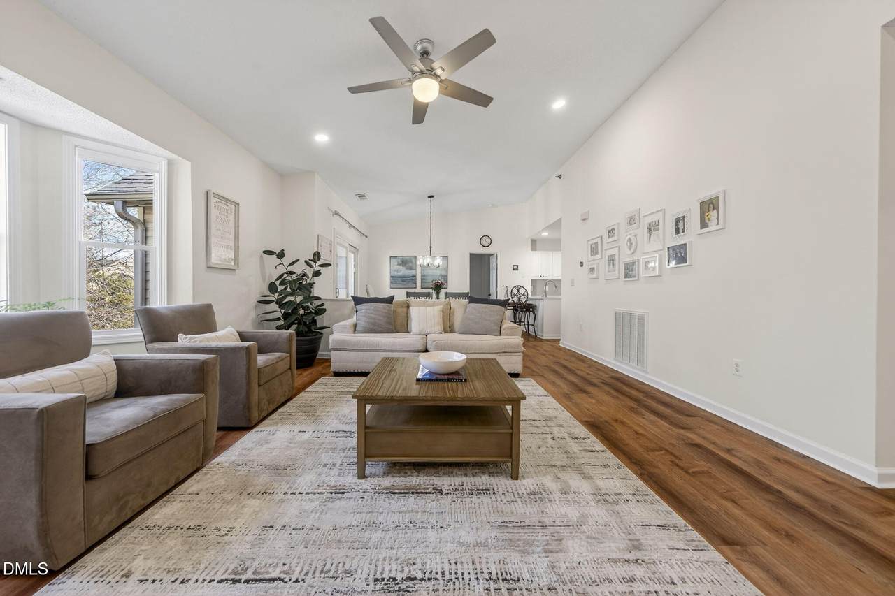 1911 Falls Landing Drive - Photo 1