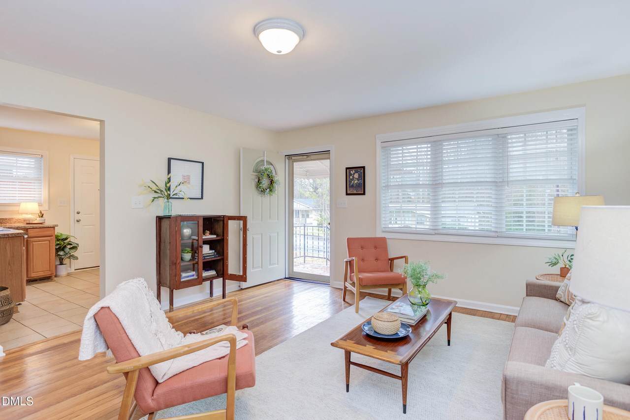 1518 Rosewood Street - Photo 1