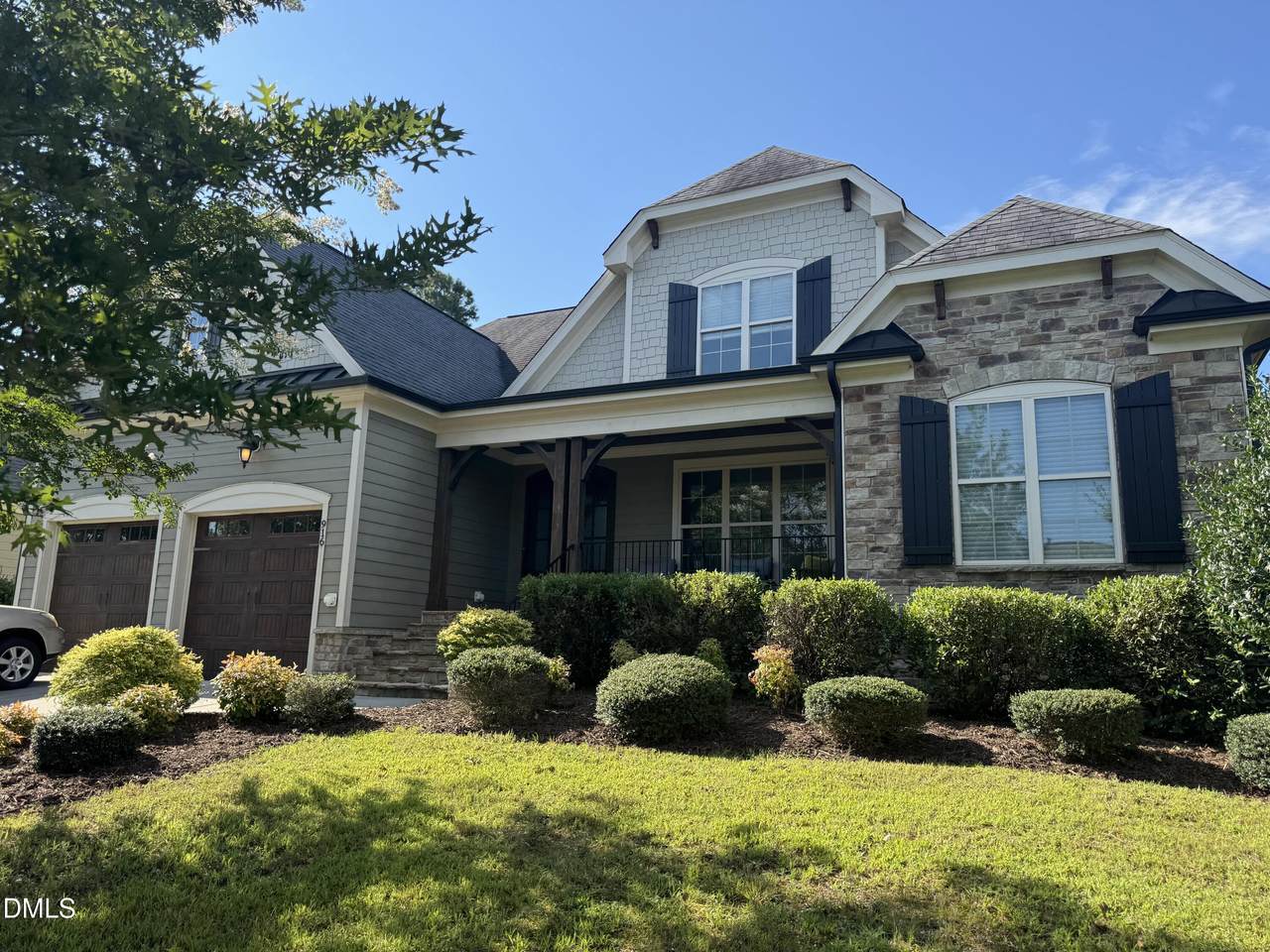 916 Shasta Daisy Drive - Photo 1