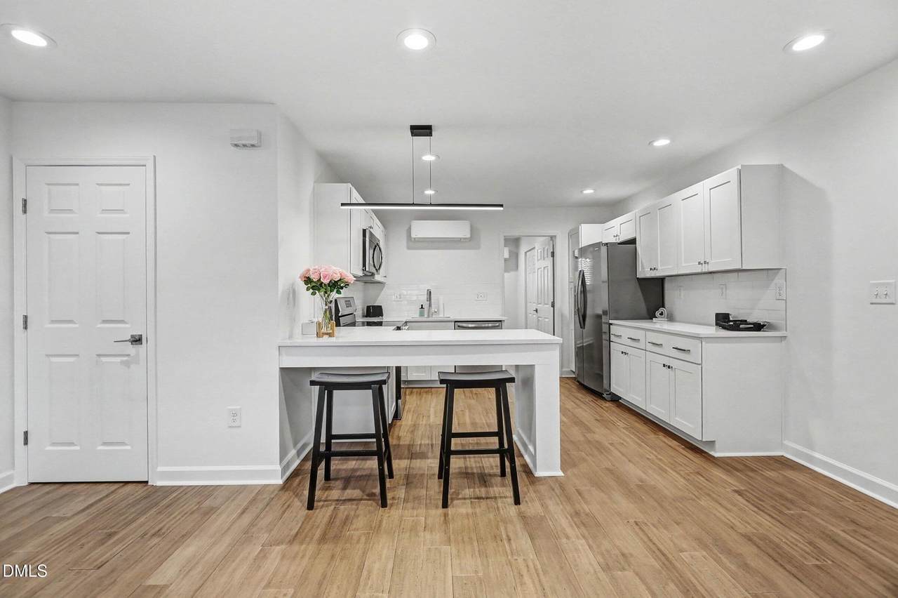 1309 Hudson Avenue - Photo 1