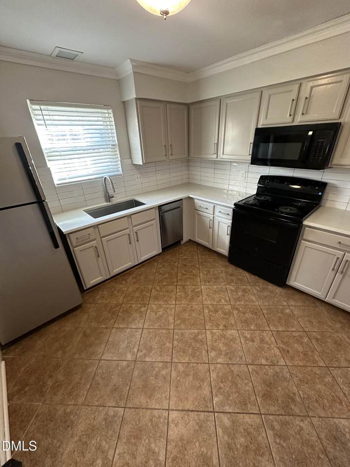 6553 New Market Way - Photo 1