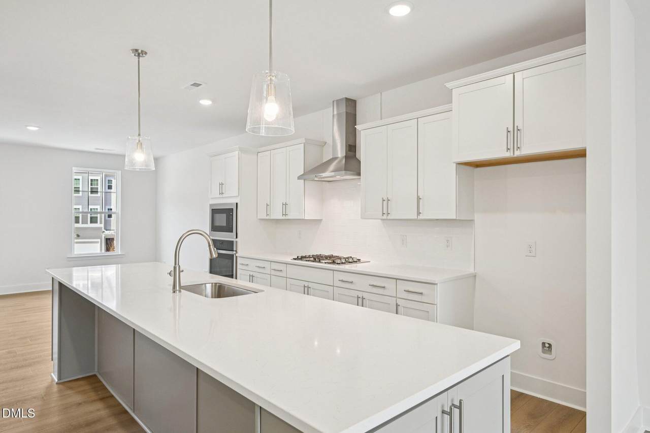 10904 Bayflower Way - Photo 1