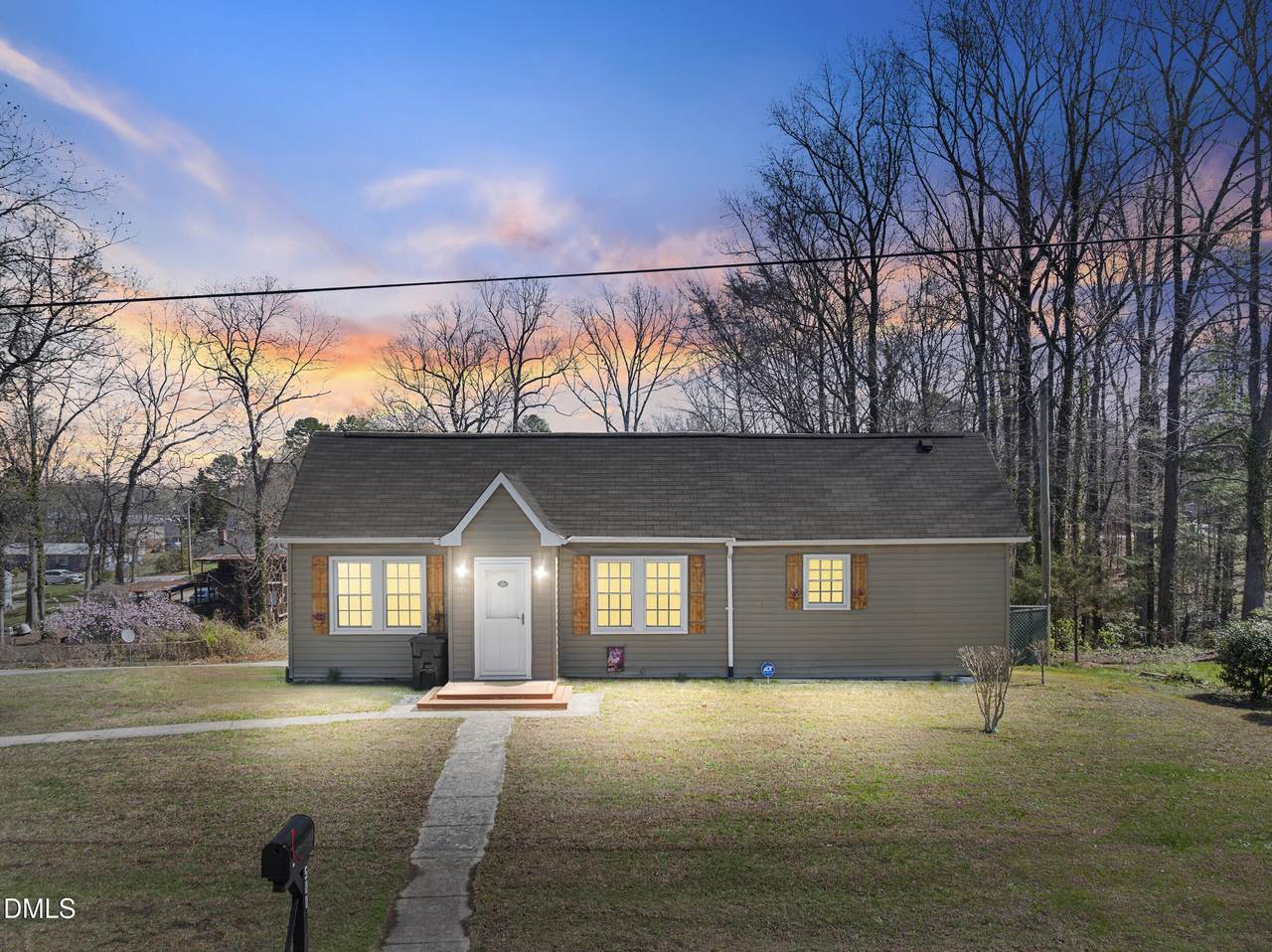 500 Pineywood Road - Photo 1