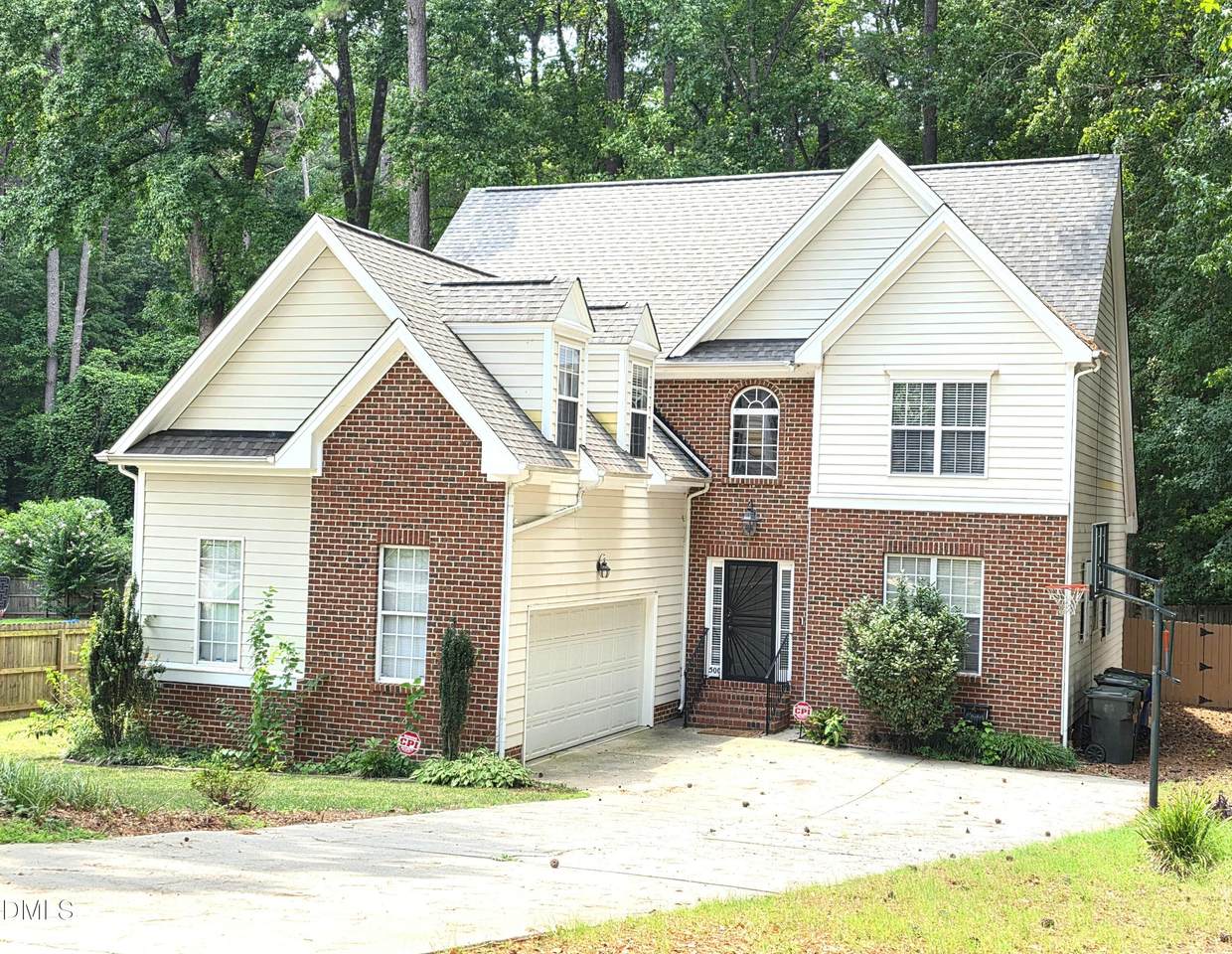 500 Sherrybrook Drive - Photo 1