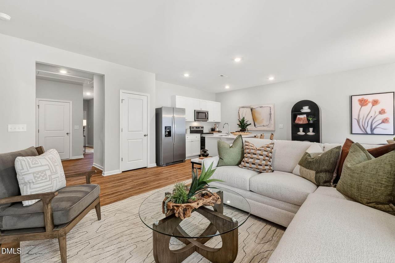 103 Airdale Drive - Photo 1