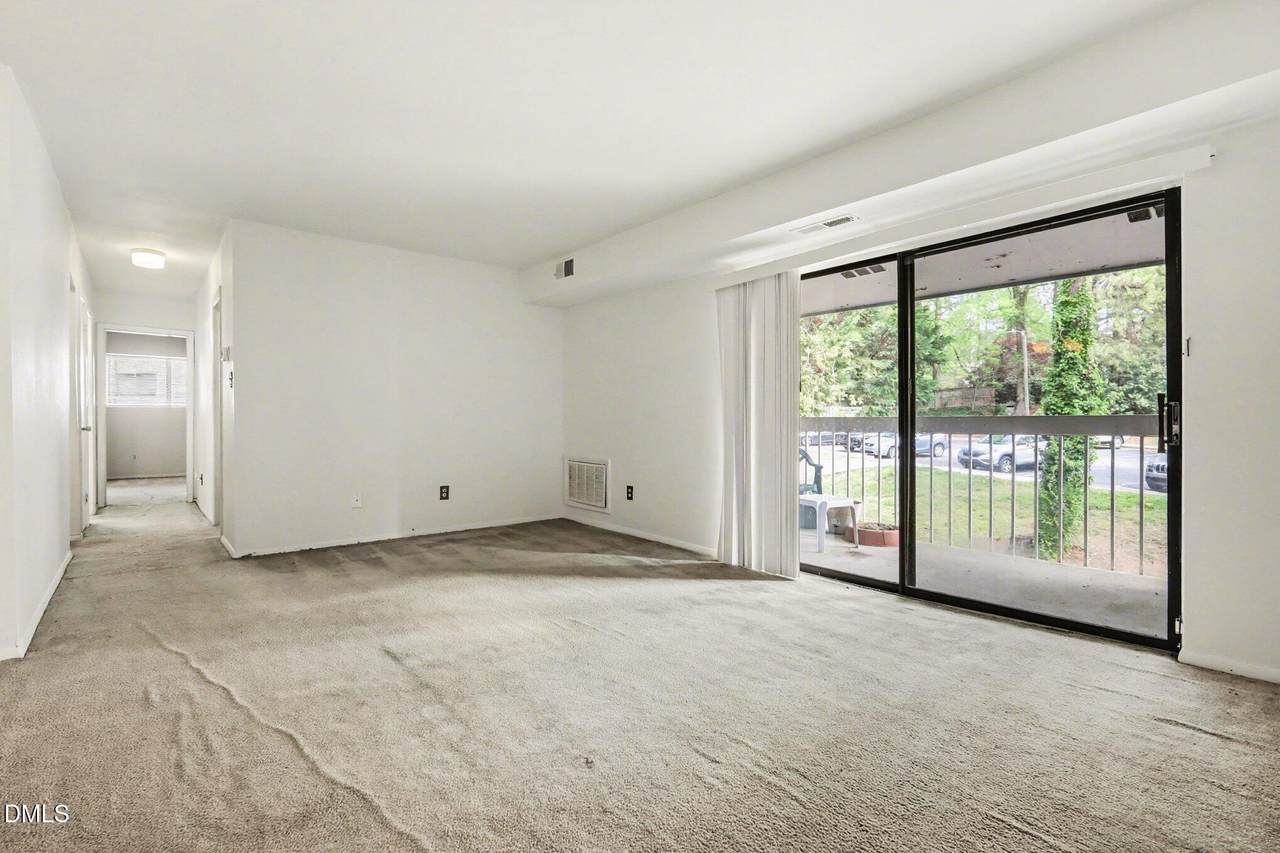 1014 Sandlin Place - Photo 1