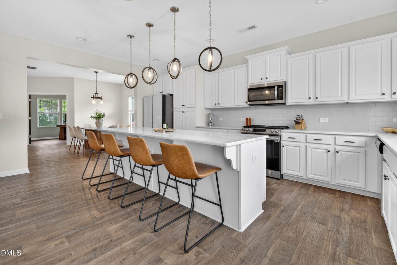 808 Atlantis Street - Photo 1