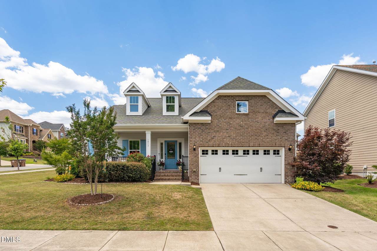 1813 Knights Crest Way - Photo 1
