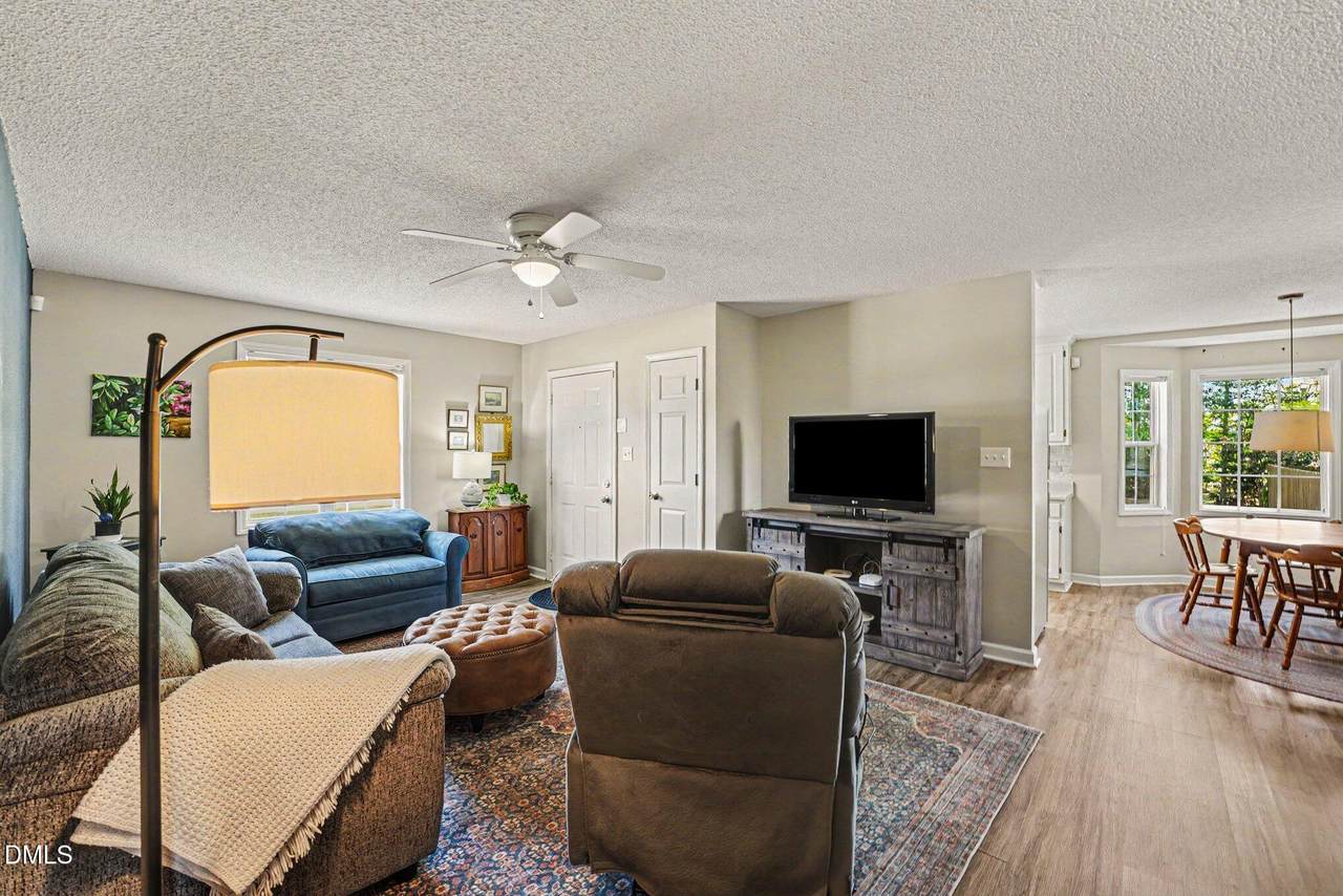 287 Hickory Street - Photo 1