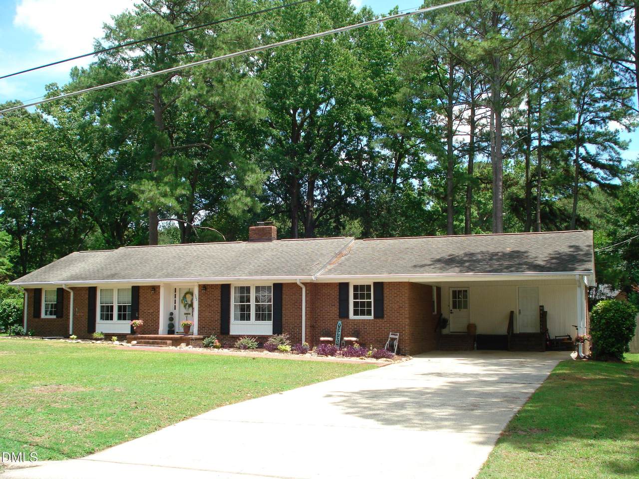 1502 Wellons Avenue - Photo 1