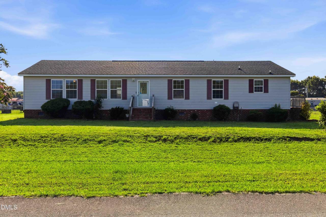 614 Autumn Winds Drive - Photo 1