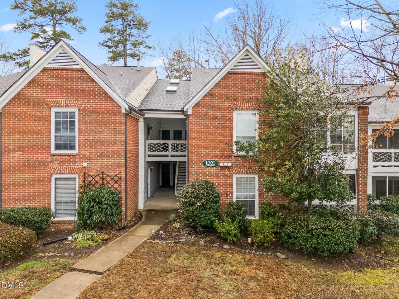 1001 Kingswood Drive - Photo 1
