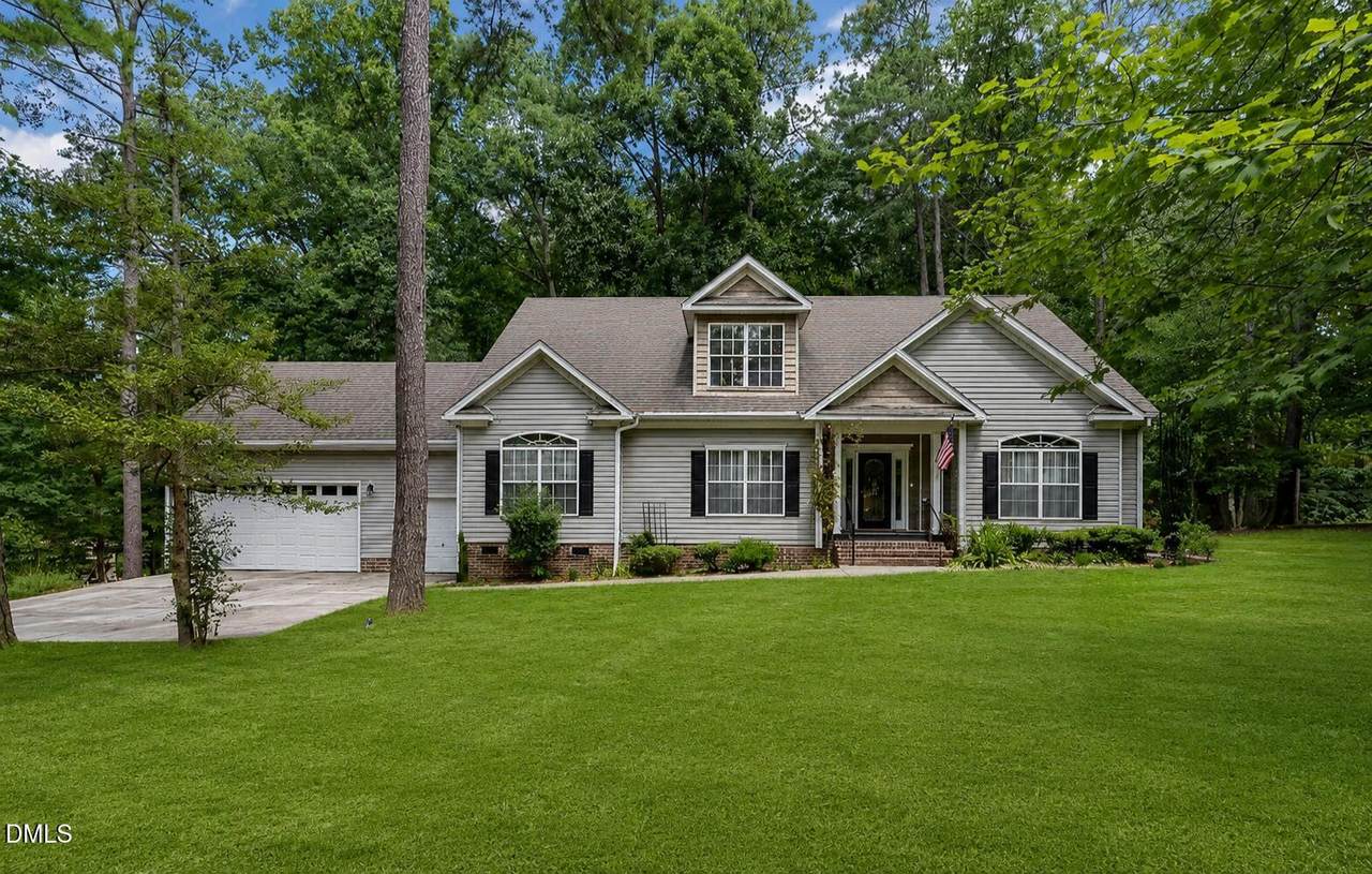 6086 Dunes Drive - Photo 1