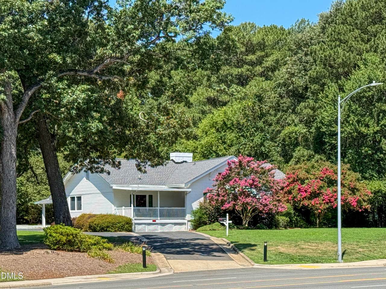 4007 Roxboro Street - Photo 1