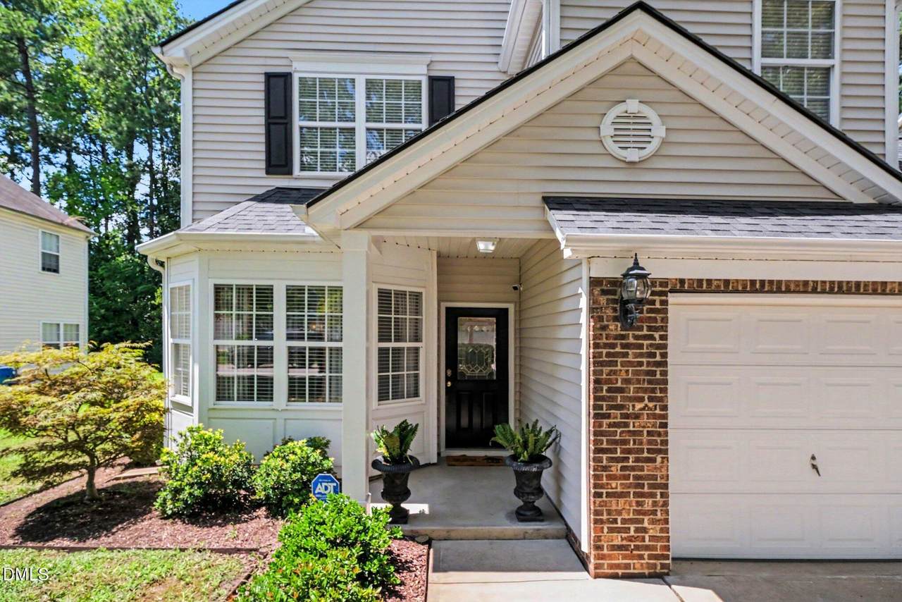 9 Alexis Court - Photo 1