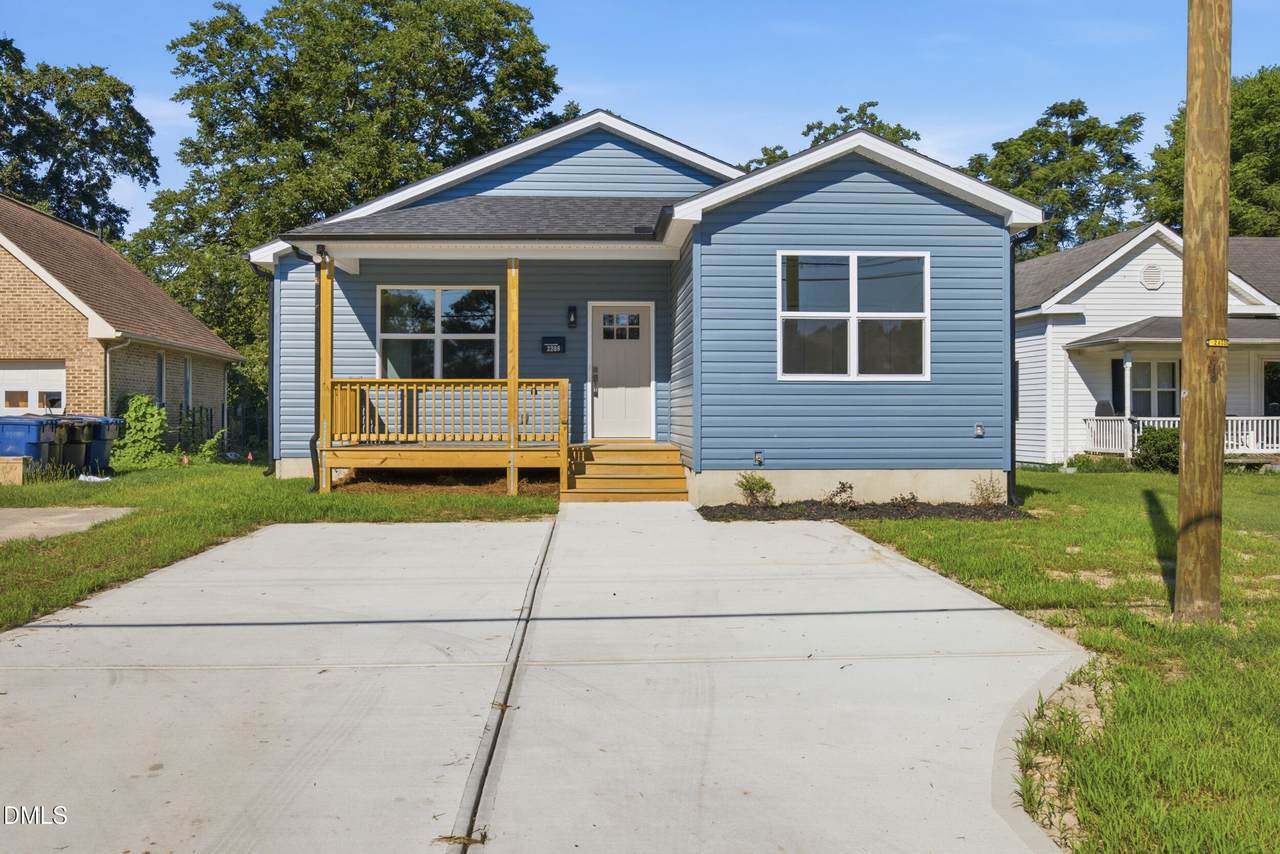 2208 Dalrymple Street - Photo 1