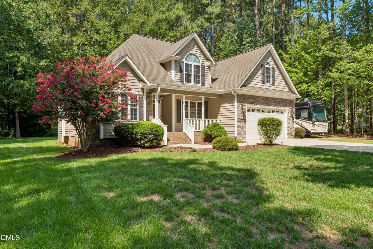 533 Birdsong Lane - Photo 1