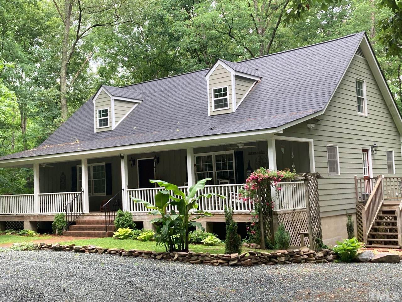 910 Harward Lane - Photo 1