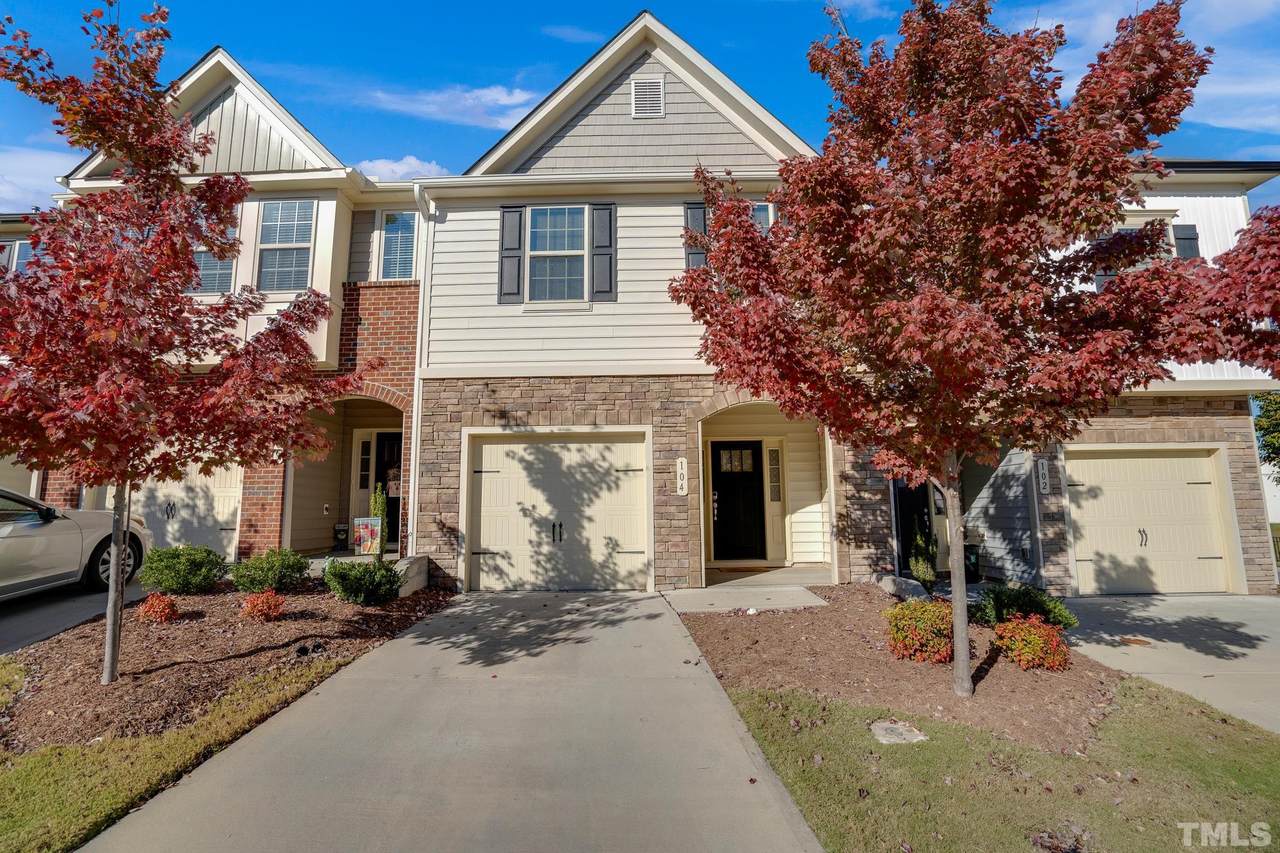 104 Phantom Lane - Photo 1